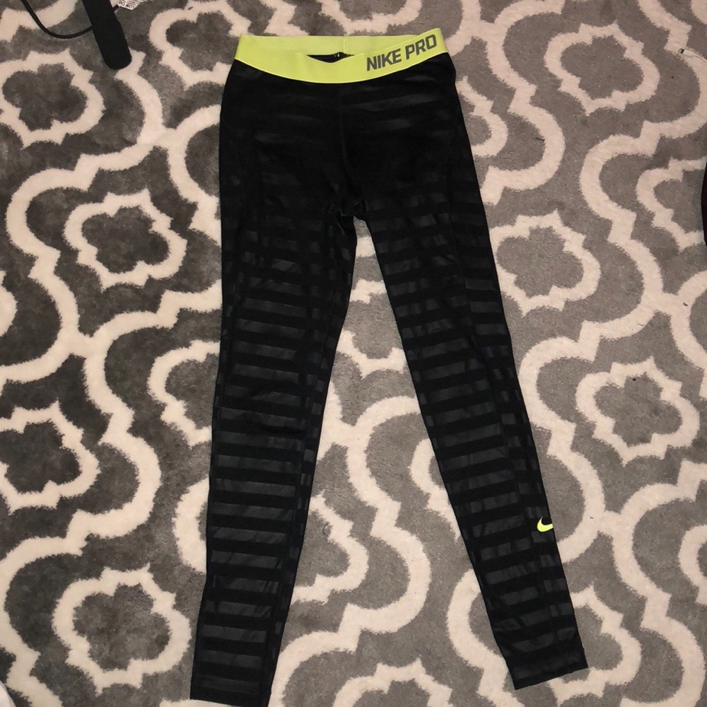 Nike Pro Fleece-lined leggings